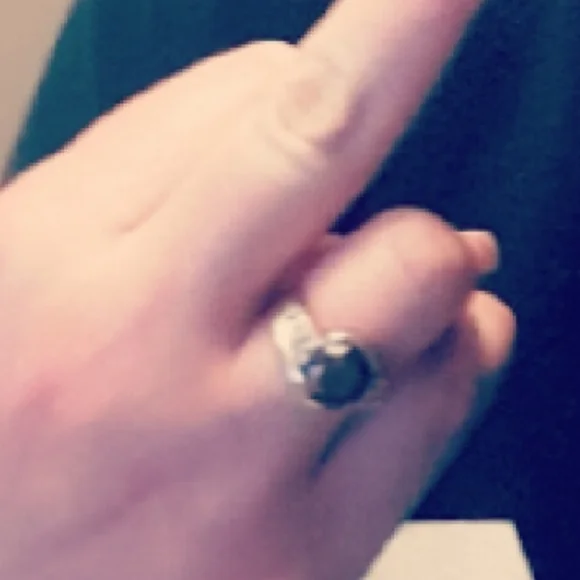 BLACK DIAMOND RING - Picture 5 of 12